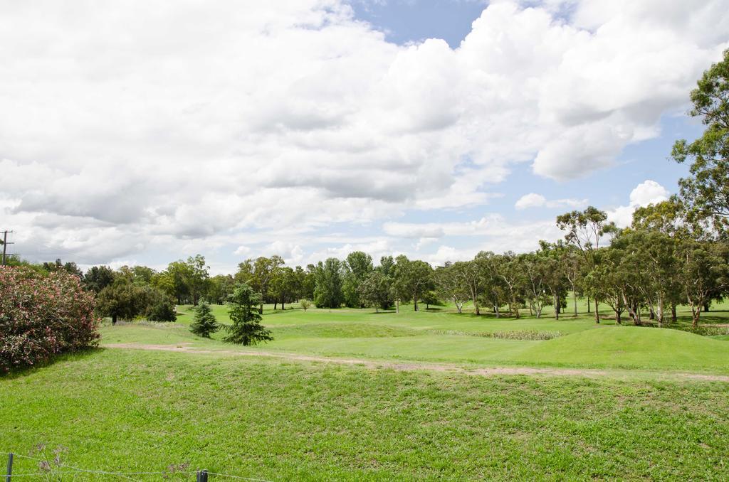 Baybrook Motor Inn Muswellbrook Exterior photo